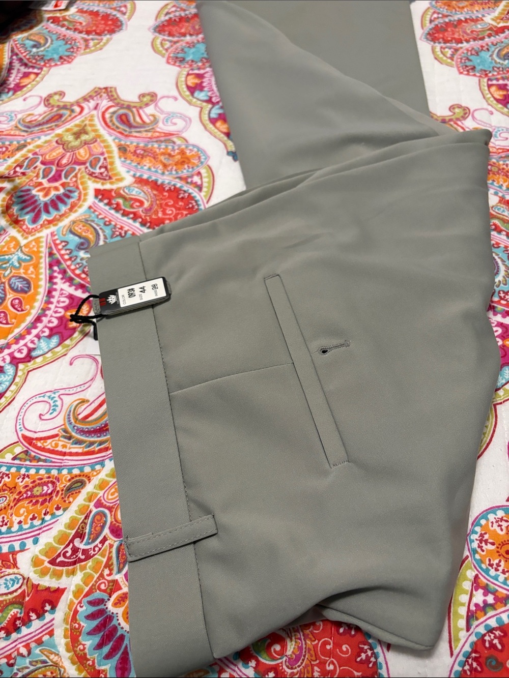 Men's Slim Dress Pants in Gray - Classic Tailored Look